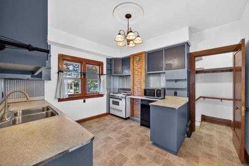 15 Fillmore Street NE, Chatfield, MN 55923