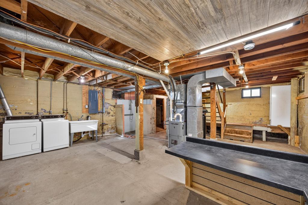 Basement Laundry