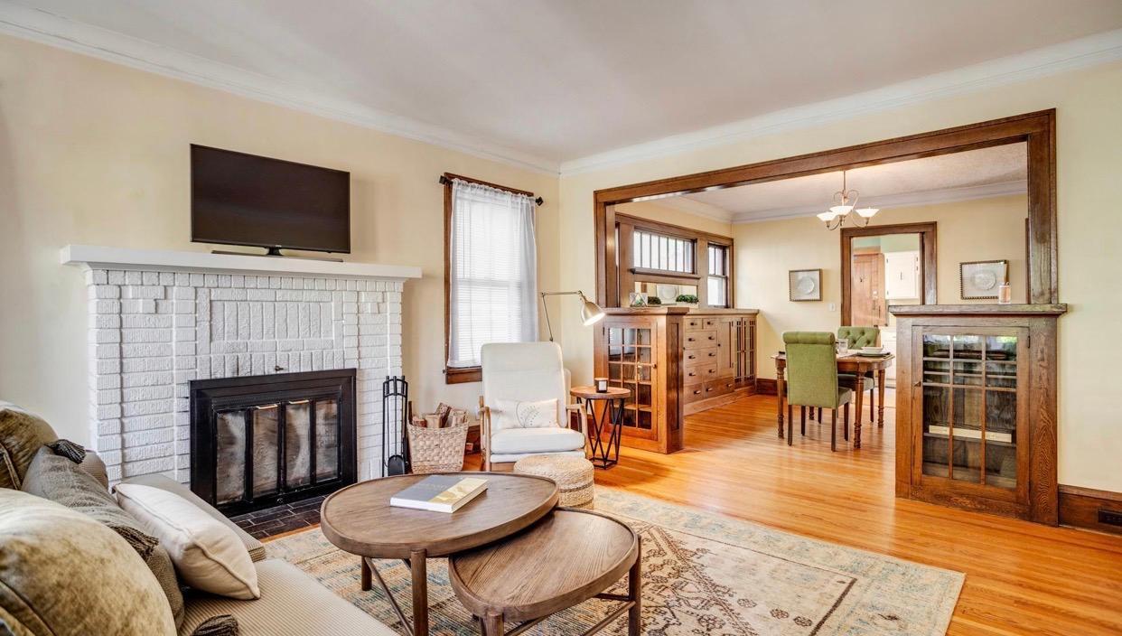 Property photo for 4332 Harriet Avenue, Minneapolis, MN 55409