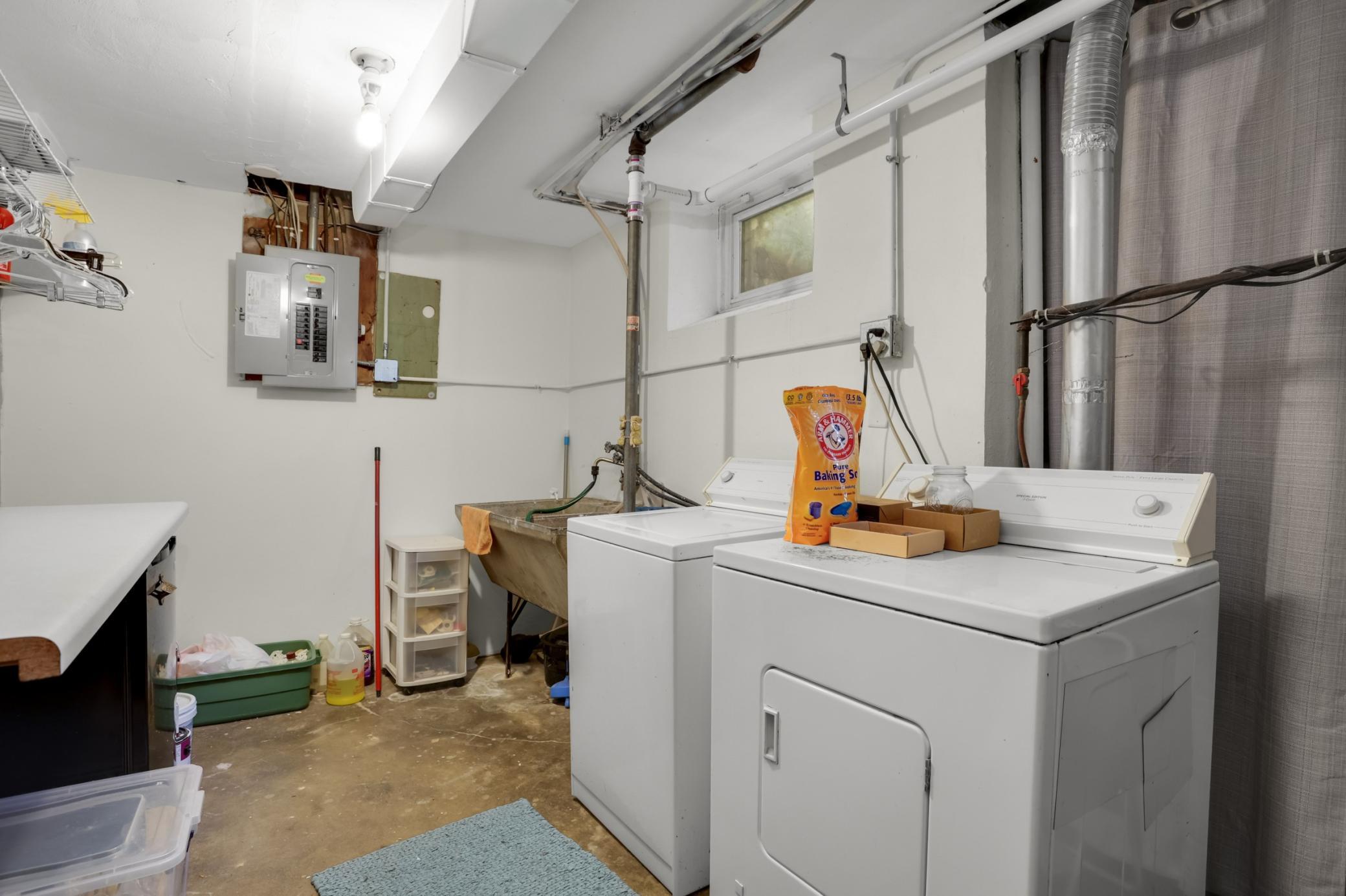 Laundry Room_lower
