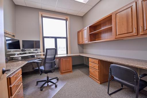 1 N Main Street, Hillsboro, ND 58045