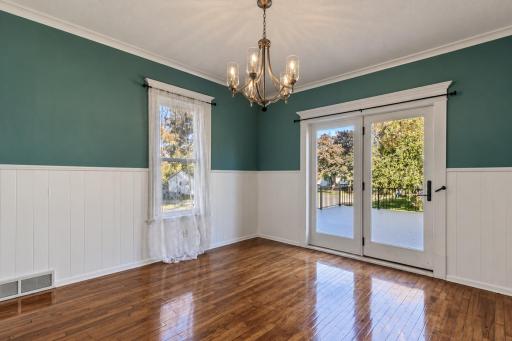 703 S Oak Avenue, Owatonna, MN 55060