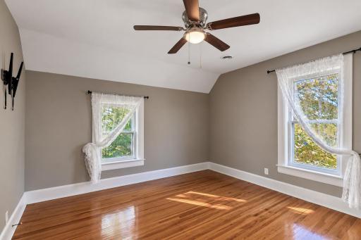 703 S Oak Avenue, Owatonna, MN 55060