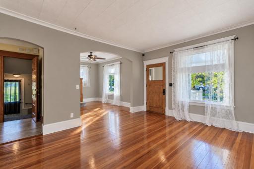 703 S Oak Avenue, Owatonna, MN 55060