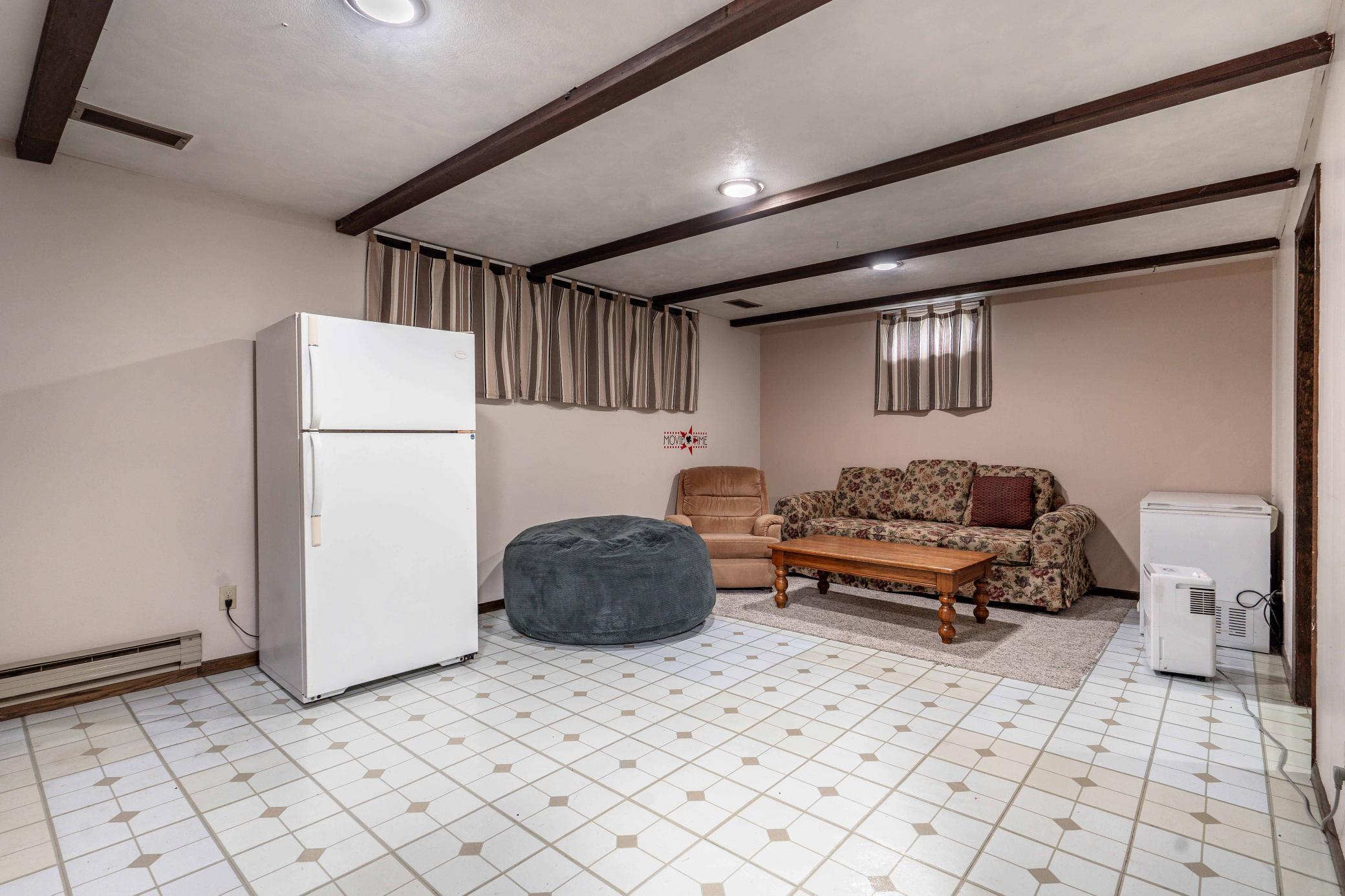 42107 Bur Oak Hills PR-225.jpg
