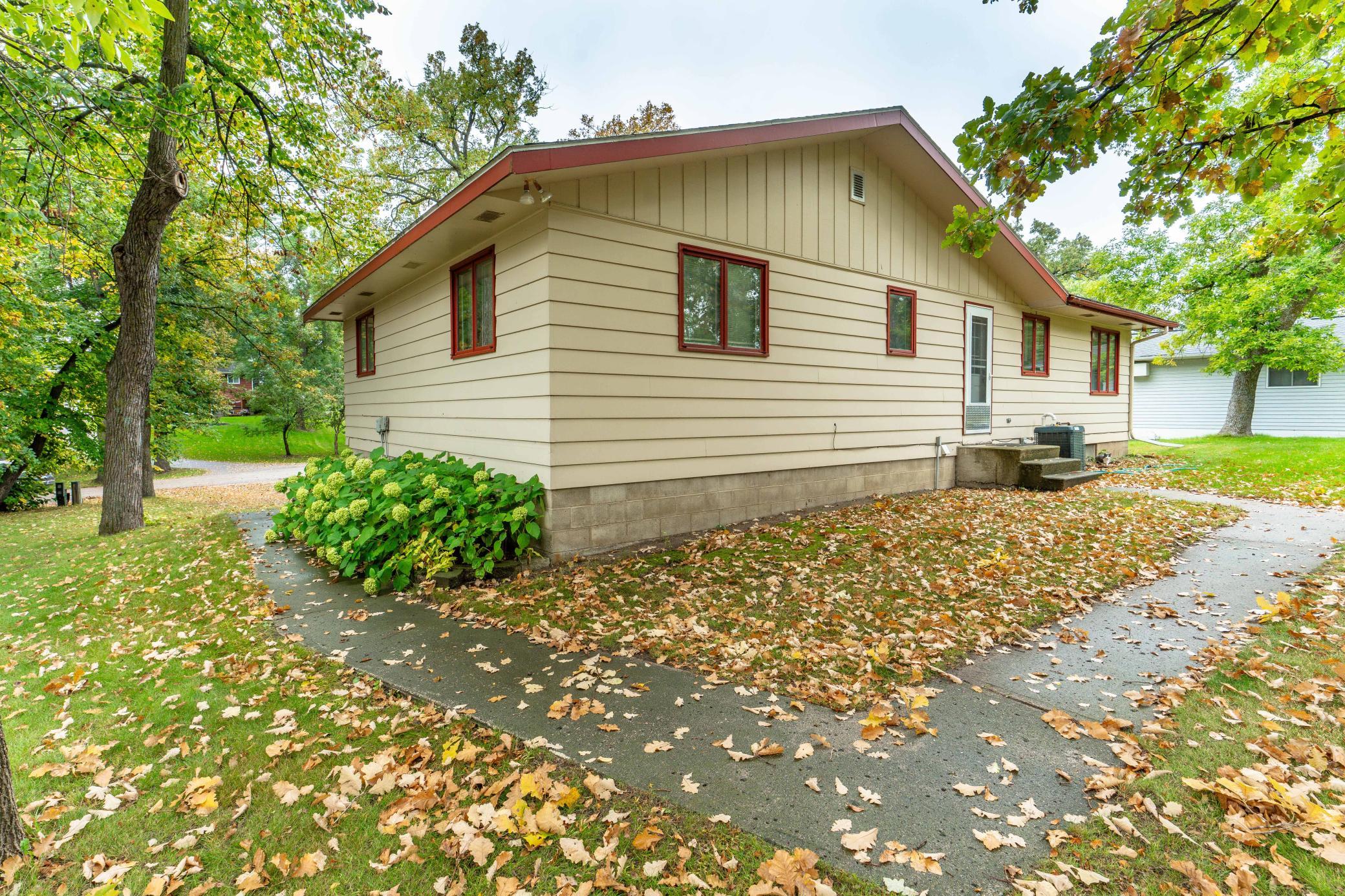 42107 Bur Oak Hills PR-117.jpg