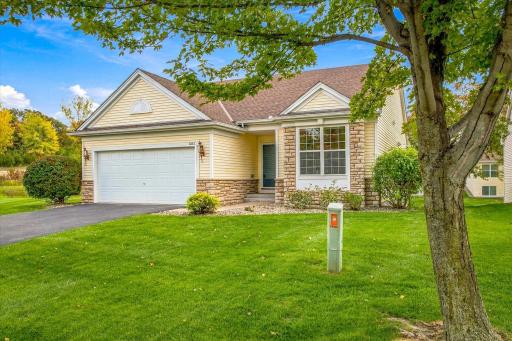 10801 Thone Road, Woodbury, MN 55129
