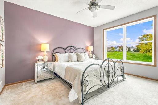 10801 Thone Road, Woodbury, MN 55129