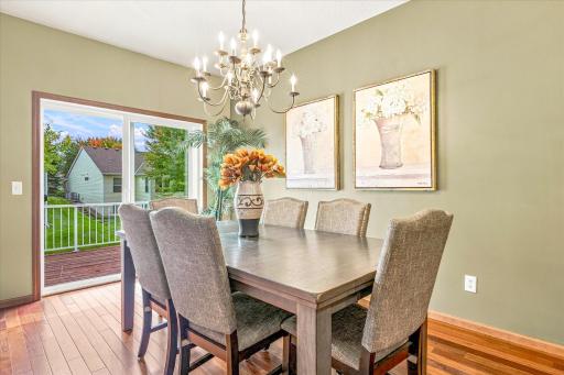 10801 Thone Road, Woodbury, MN 55129