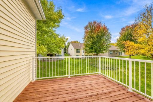 10801 Thone Road, Woodbury, MN 55129