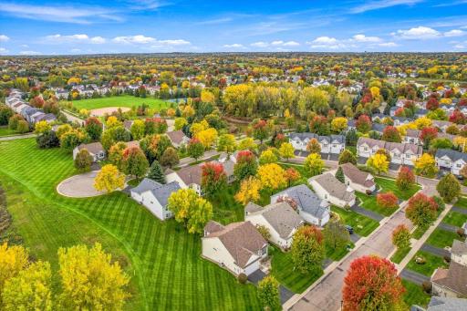 10801 Thone Road, Woodbury, MN 55129