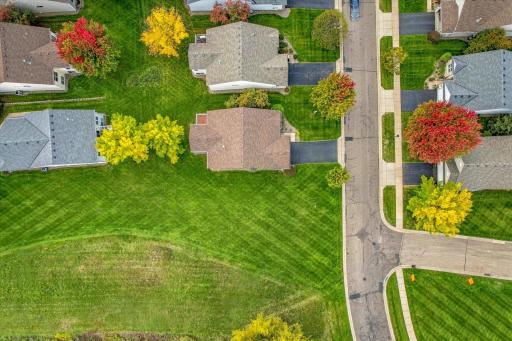 10801 Thone Road, Woodbury, MN 55129