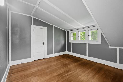 467 N Shore Drive, Forest Lake, MN 55025