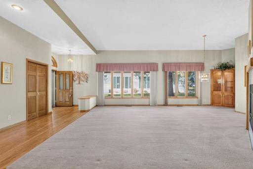 12166 Bluebird Circle NW, Coon Rapids, MN 55448
