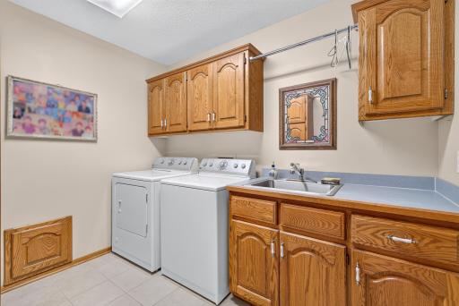 12166 Bluebird Circle NW, Coon Rapids, MN 55448