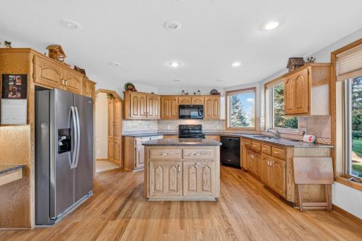 12166 Bluebird Circle NW, Coon Rapids, MN 55448