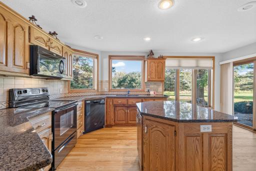 12166 Bluebird Circle NW, Coon Rapids, MN 55448