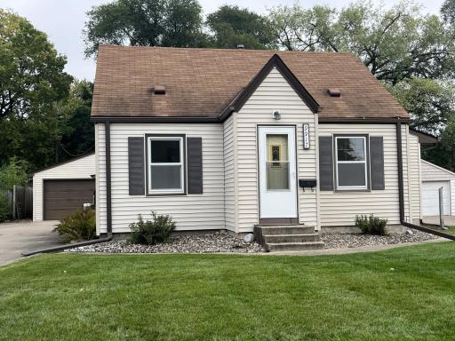 9917 Pleasant Avenue S, Bloomington, MN 55420