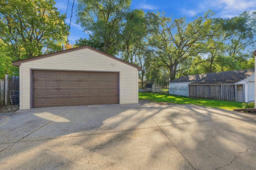 9917 Pleasant Avenue S, Bloomington, MN 55420