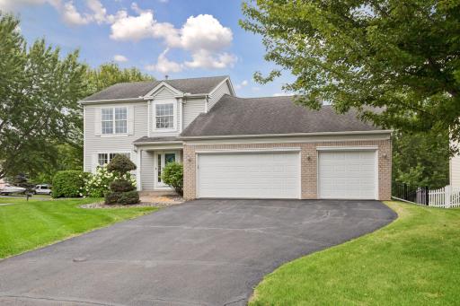 No more scraping snow and ice off your car; enjoy parking in the 3 car attached garage!