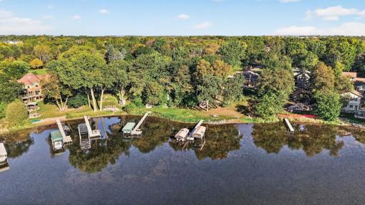 9270 Kiowa Trail, Chanhassen, MN 55317