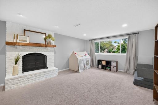 14759 Easter Avenue, Apple Valley, MN 55124