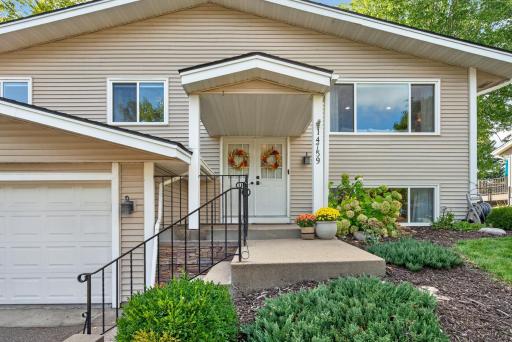 14759 Easter Avenue, Apple Valley, MN 55124