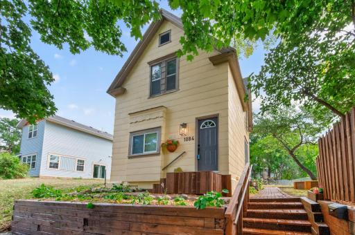 1084 Sylvan Street, Saint Paul, MN 55117