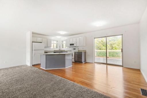 713 122nd Avenue NW, Coon Rapids, MN 55448