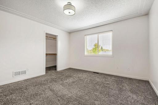 713 122nd Avenue NW, Coon Rapids, MN 55448