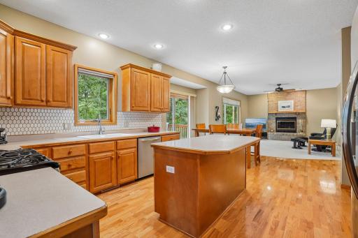 20628 Jura Trail, Lakeville, MN 55044