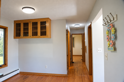 1595 Sandhurst Avenue E, Maplewood, MN 55109
