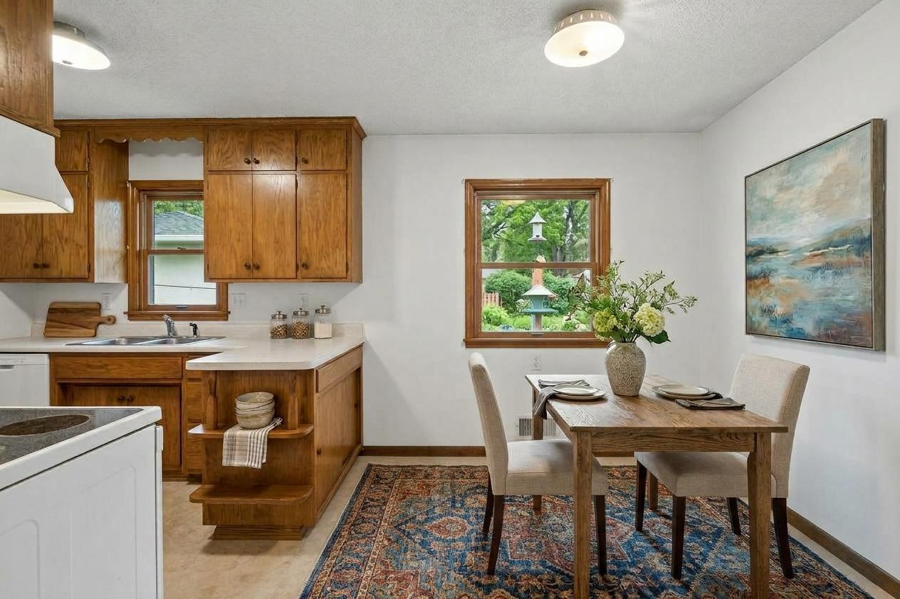 Virtual Staging