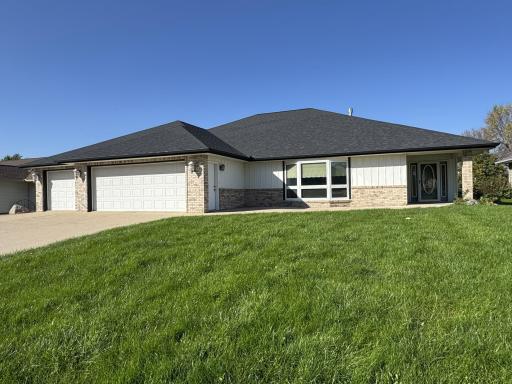 541 Southport Drive, Fairmont, MN 56031