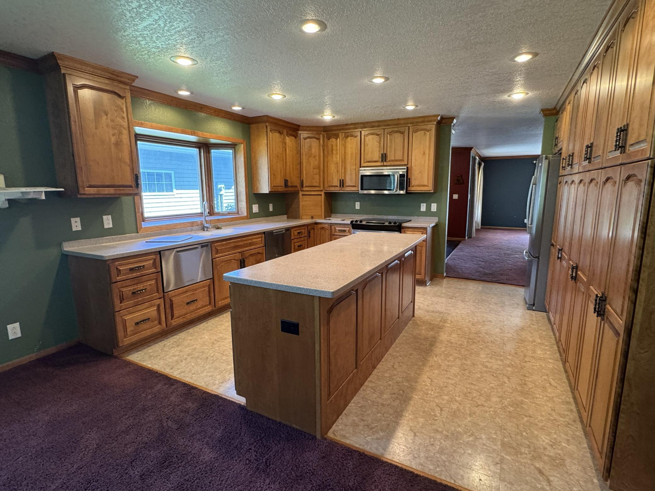 Beautiful Open Kitchen
