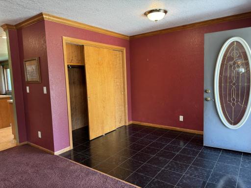 541 Southport Drive, Fairmont, MN 56031