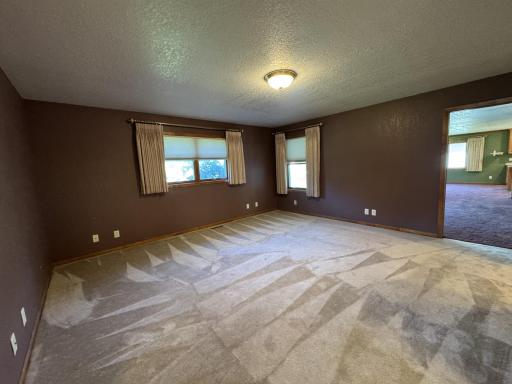 541 Southport Drive, Fairmont, MN 56031