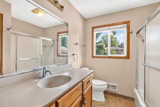 13629 Nagell Circle, Maple Grove, MN 55311