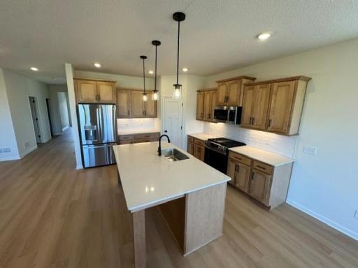 6122 158th Street N, Hugo, MN 55038