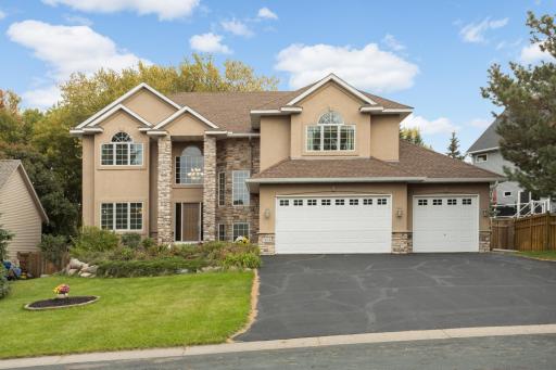 7654 Bennett Court, Inver Grove Heights, MN 55077