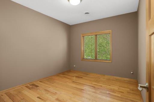7654 Bennett Court, Inver Grove Heights, MN 55077