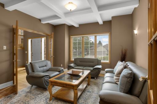 7654 Bennett Court, Inver Grove Heights, MN 55077