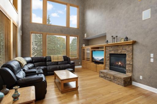 7654 Bennett Court, Inver Grove Heights, MN 55077