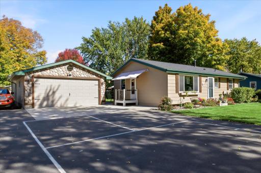 6816 Casey Parkway, Prior Lake, MN 55372