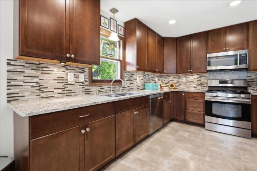 6816 Casey Parkway, Prior Lake, MN 55372