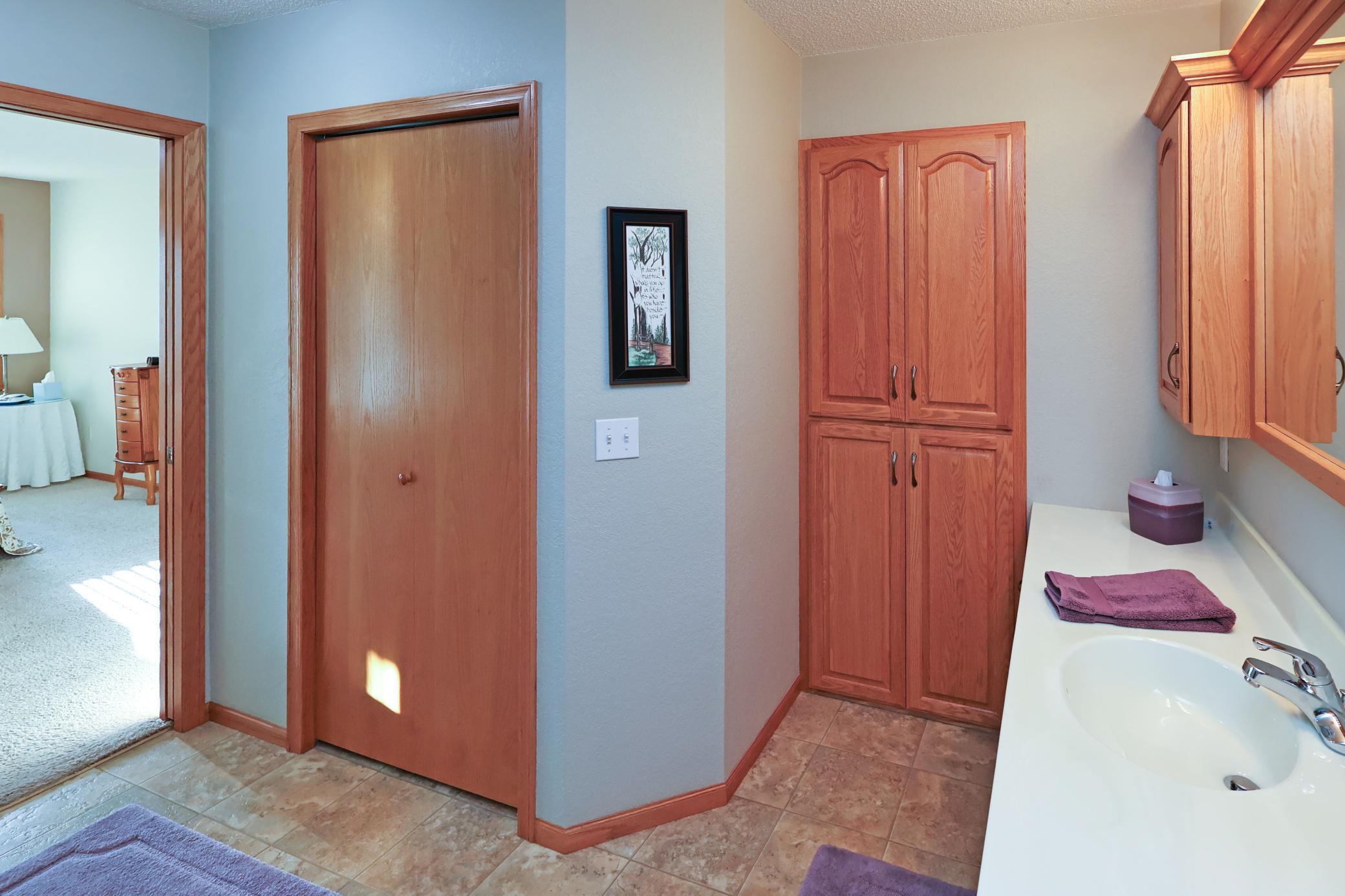Primary ensuite.