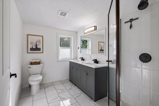 3233 Edgewood Avenue S, Saint Louis Park, MN 55426