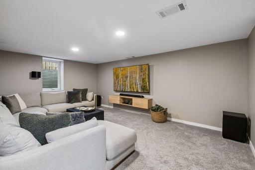 3233 Edgewood Avenue S, Saint Louis Park, MN 55426