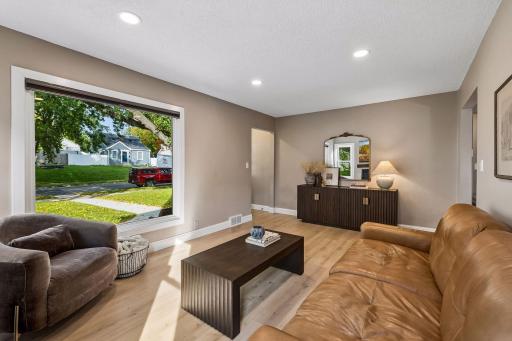 3233 Edgewood Avenue S, Saint Louis Park, MN 55426