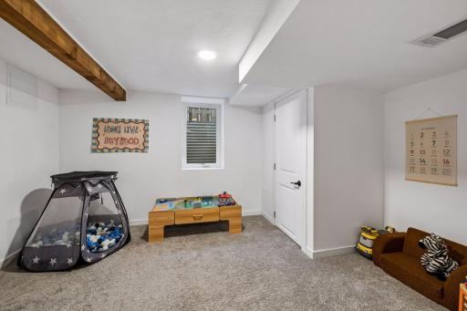 3233 Edgewood Avenue S, Saint Louis Park, MN 55426